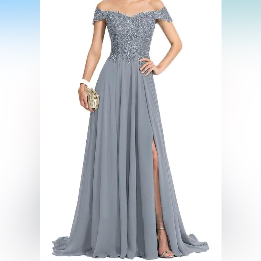 Off-Shoulder Dusty Blue Evening Gown
Lace Appliqué & Chiffon
Size 12
Never worn